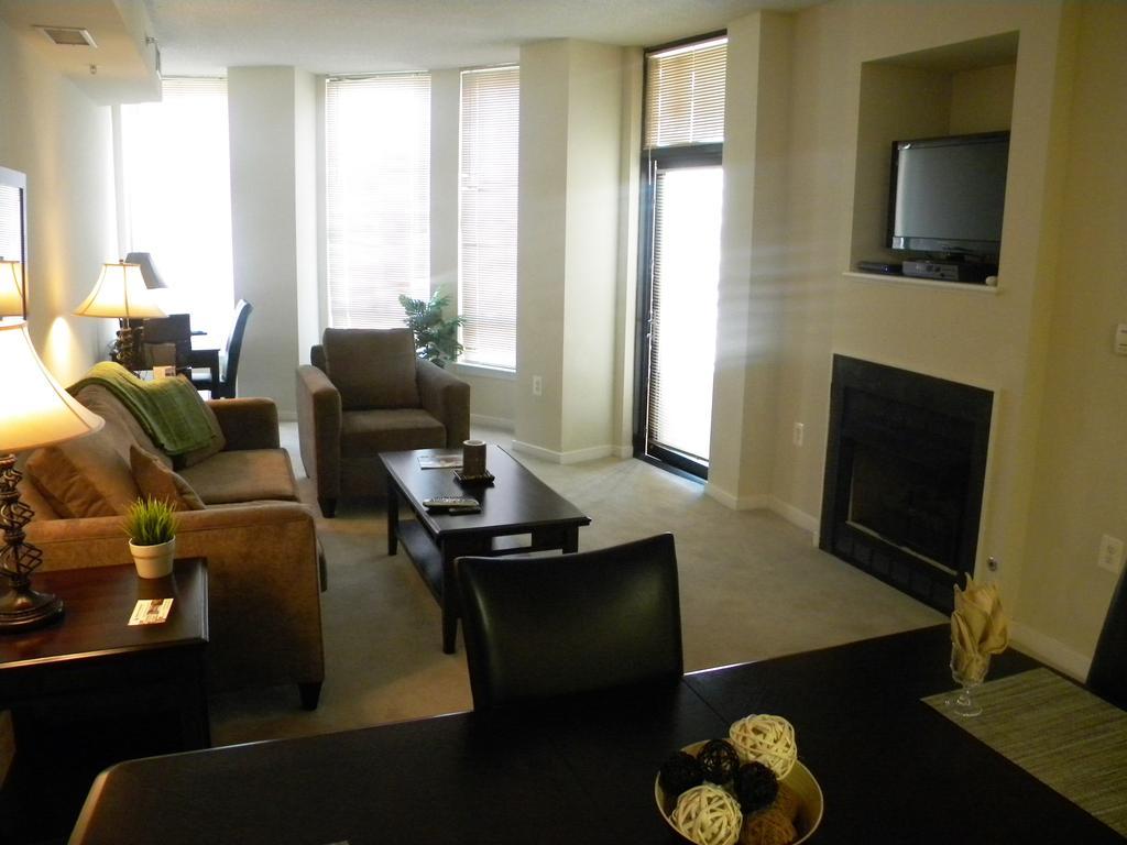 Madison Hospitality At 1401 Joyce Street Arlington Zimmer foto
